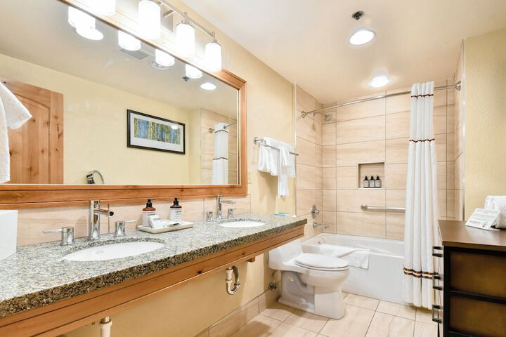 Grand Summit Hotel - Canyons Village a RockResort