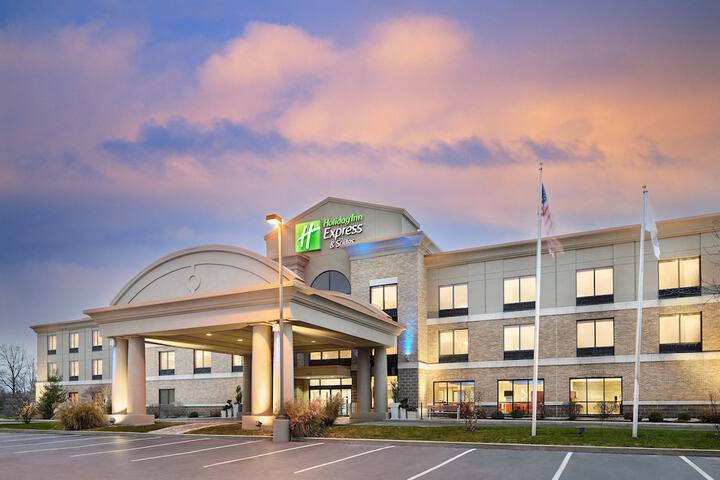 Holiday Inn Express & Suites Seymour by IHG