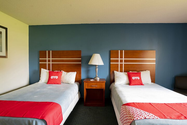 OYO Hotel Redwood Falls near Jackpot Casino