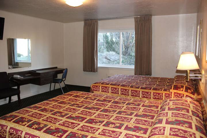 Room 18 of 32