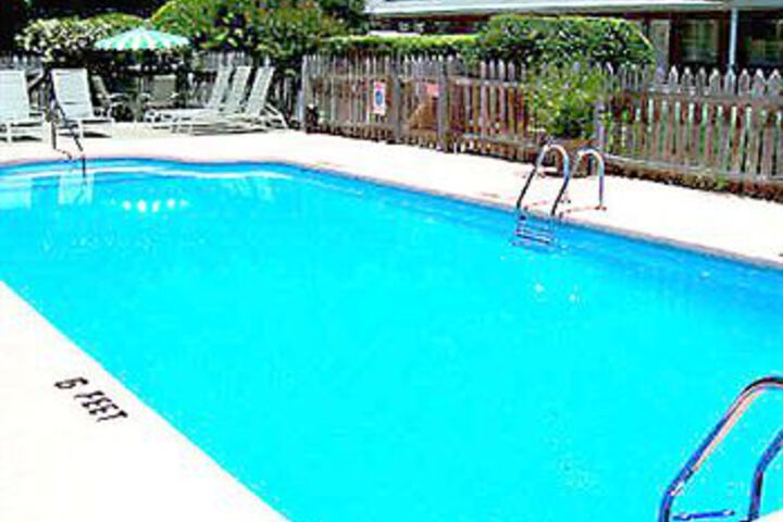 Durham Skyland Magnuson Hotel