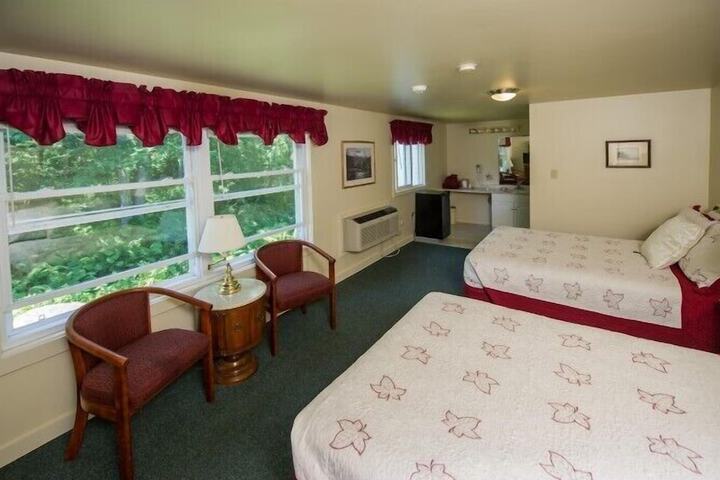 Room 11 of 30