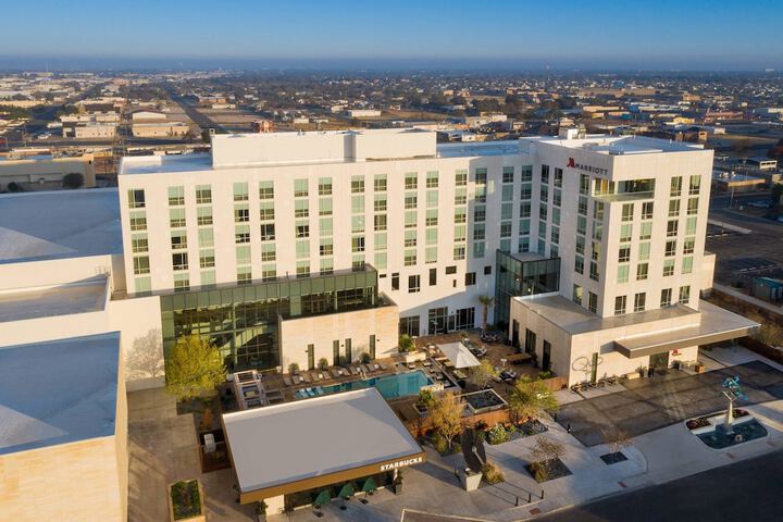 Hotel 3 of 67