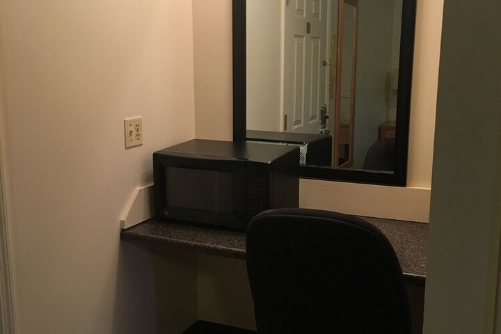 Room 12 of 20