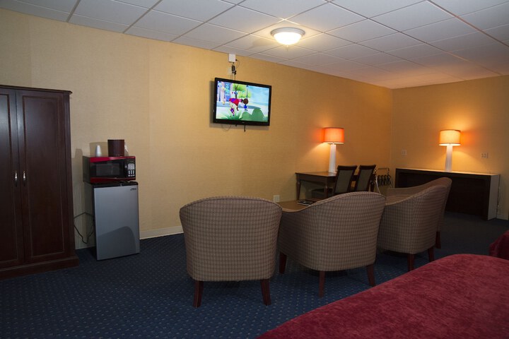 Room 19 of 41