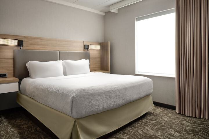 Room 19 of 44