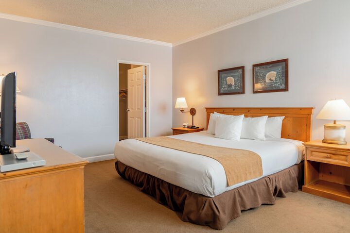 Legacy Vacation Resorts - Steamboat Hilltop