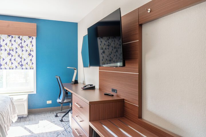 Holiday Inn Express Hotel & Suites a Lake Zurich-Barrington by IHG
