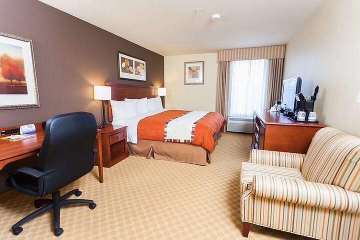 Room 17 of 30