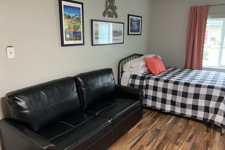Room 10 of 35