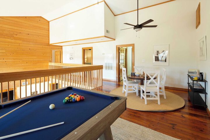Raven by Avantstay Entertainers Dream w / Pool Hot Tub, Game Room! 9 Brs!
