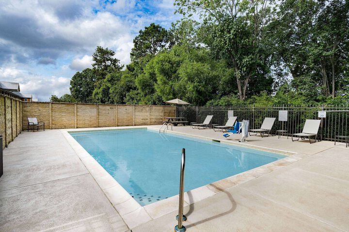 Pool 8 of 60