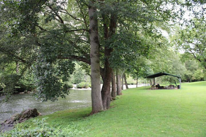 Property Grounds 16 of 16