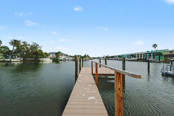 East Gulf Dockside Beach Homes