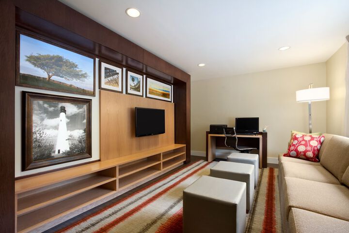 MainStay Suites Chicago Schaumburg