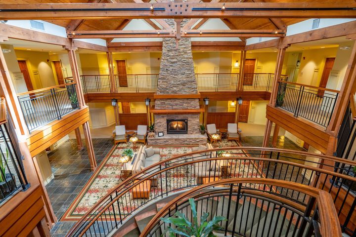 Hotel Interior 14 of 32