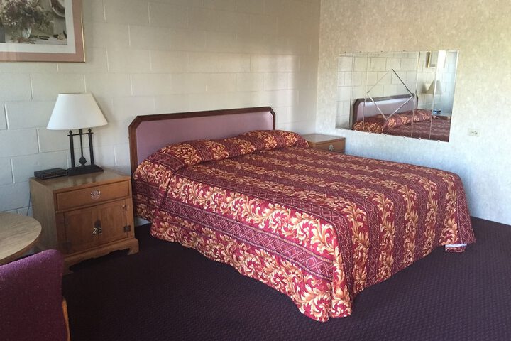 Room 15 of 22