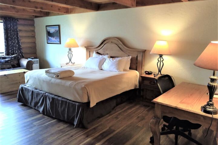 Room 21 of 39