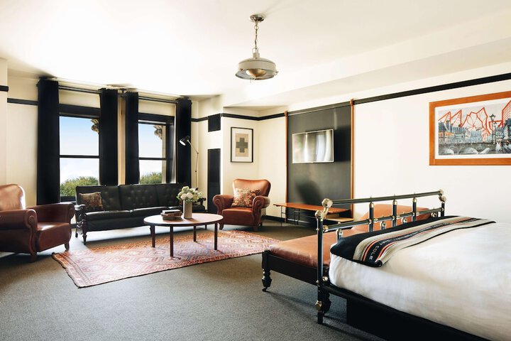 Room 22 of 95