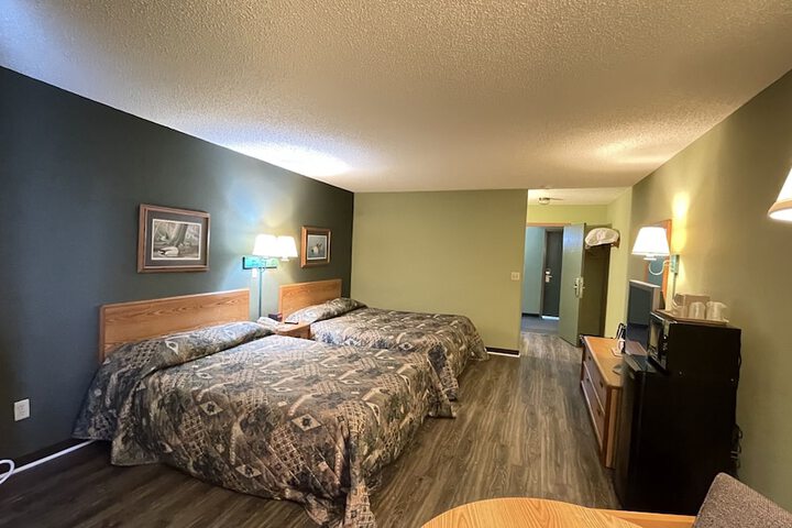Room 65 of 80