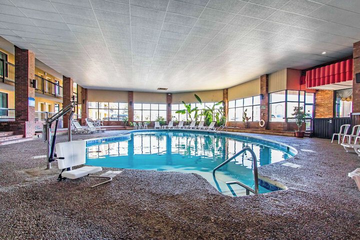 Pool 7 of 32