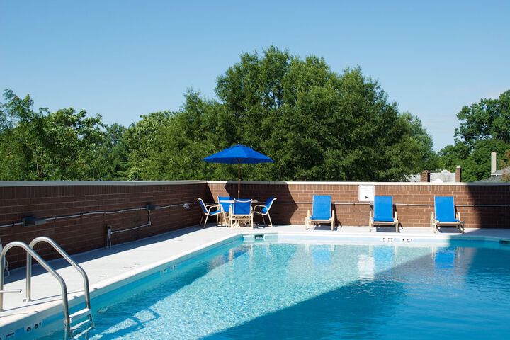 Pool 11 of 52