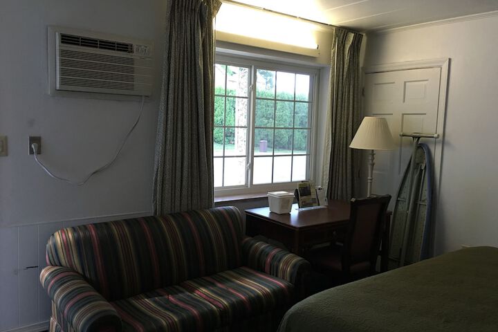 Room 36 of 111