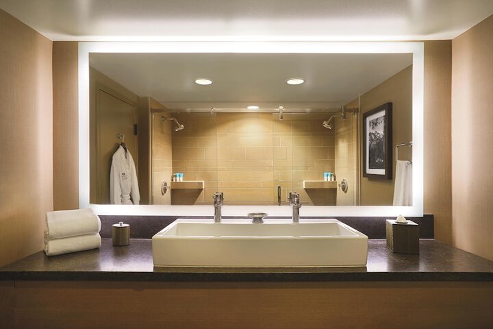 Hyatt Regency Lake Tahoe Resort Spa and Casino
