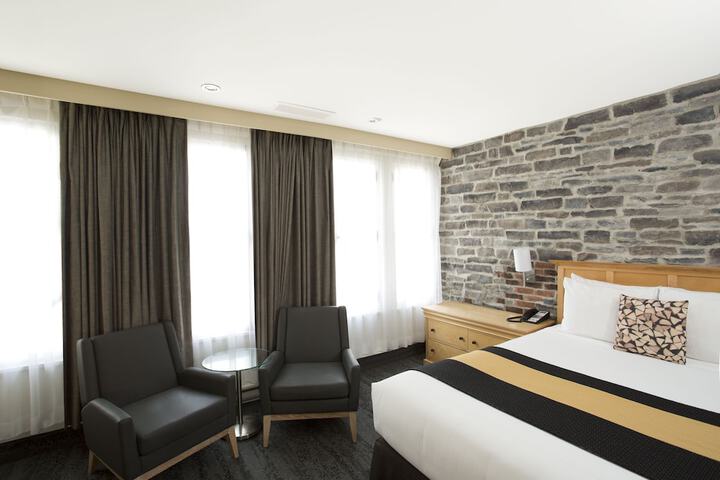 Room 21 of 63