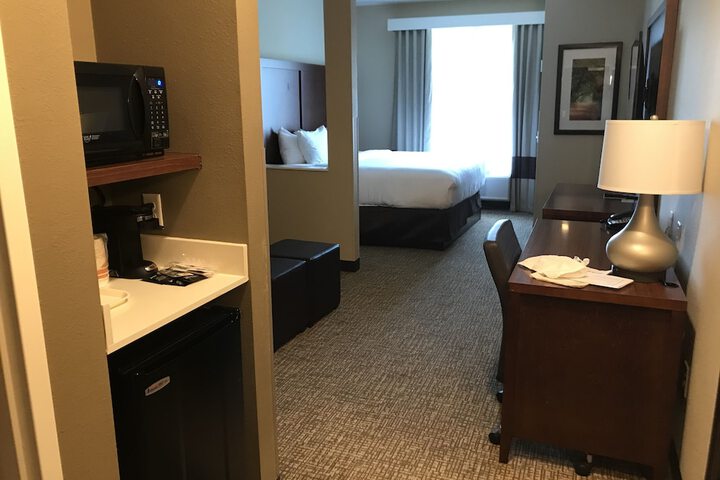 Room 12 of 25