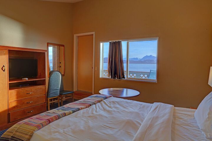 Room 142 of 183