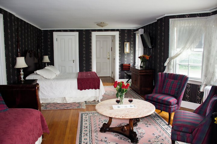 Room 124 of 142
