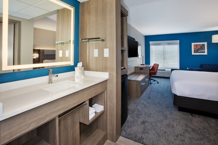 Holiday Inn Express Kitty Hawk Outer Banks by IHG