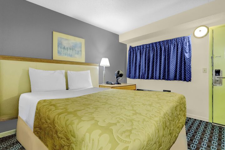 Brookville Inn by OYO Near Dayton International Airport