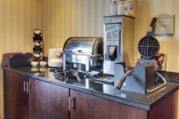 Breakfast/Coffee Service 39 of 46
