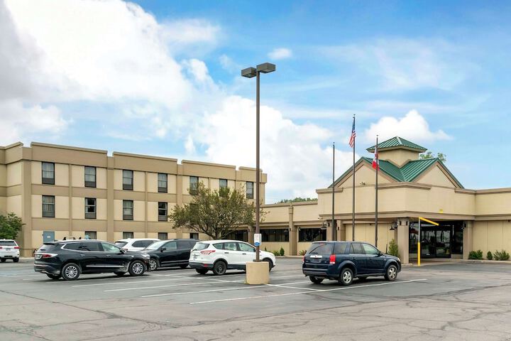 Hotel 4 of 42