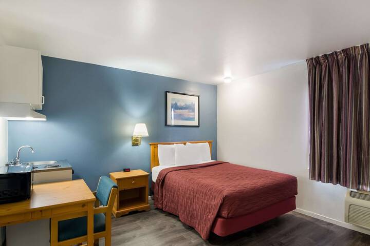 Room 19 of 34
