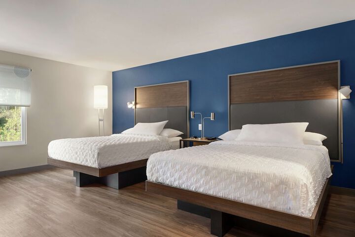 Room 20 of 34
