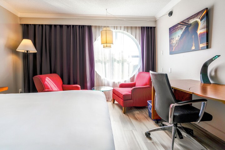 Room 29 of 47