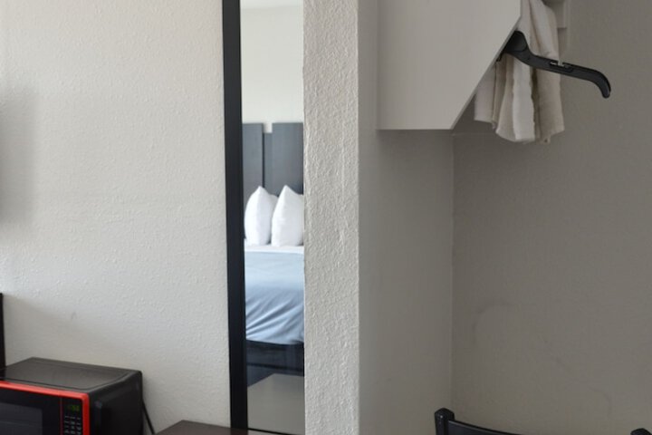 My Home & Suites Covington