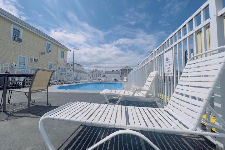 Pool 6 of 41