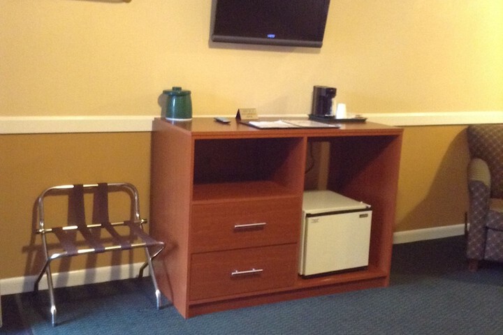 Room 17 of 35