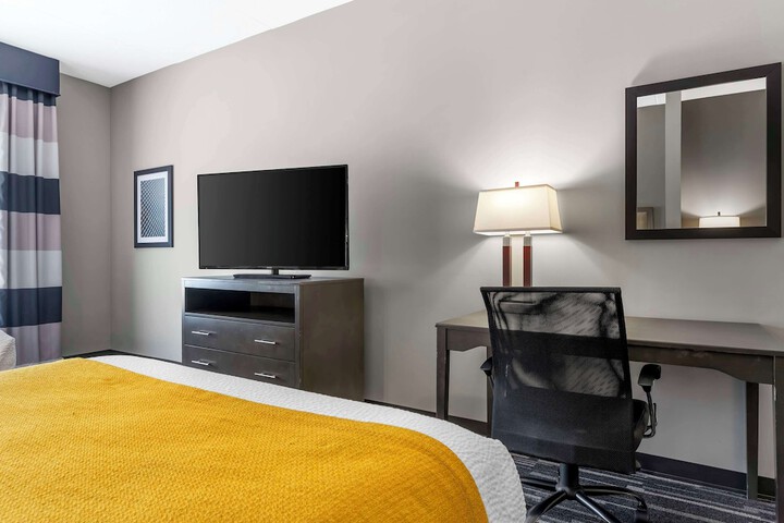 Room 22 of 43