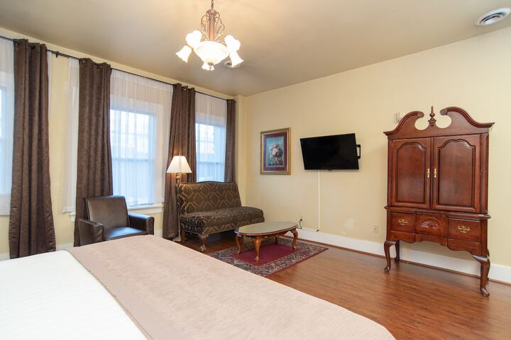 Room 30 of 40