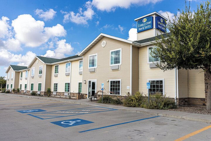 Cobblestone Inn & Suites – Big Lake