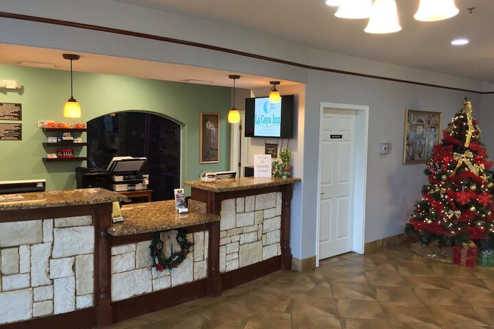 Quality Inn & Suites at the Outlets Mercedes / Weslaco