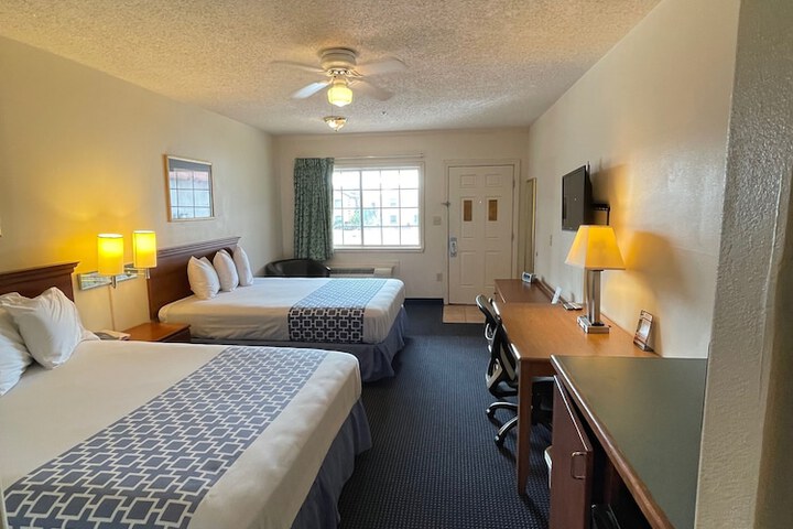 Room 22 of 27