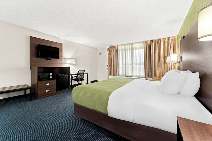 Room 27 of 55