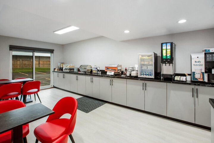 Ramada by Wyndham Kingston
