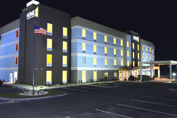 Hotel 2 of 36